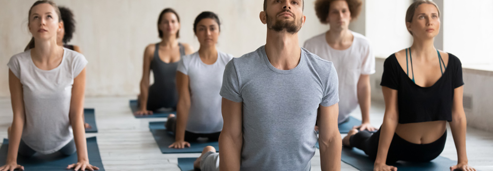 Hatha Yoga Level 1 - Herz über Kopf